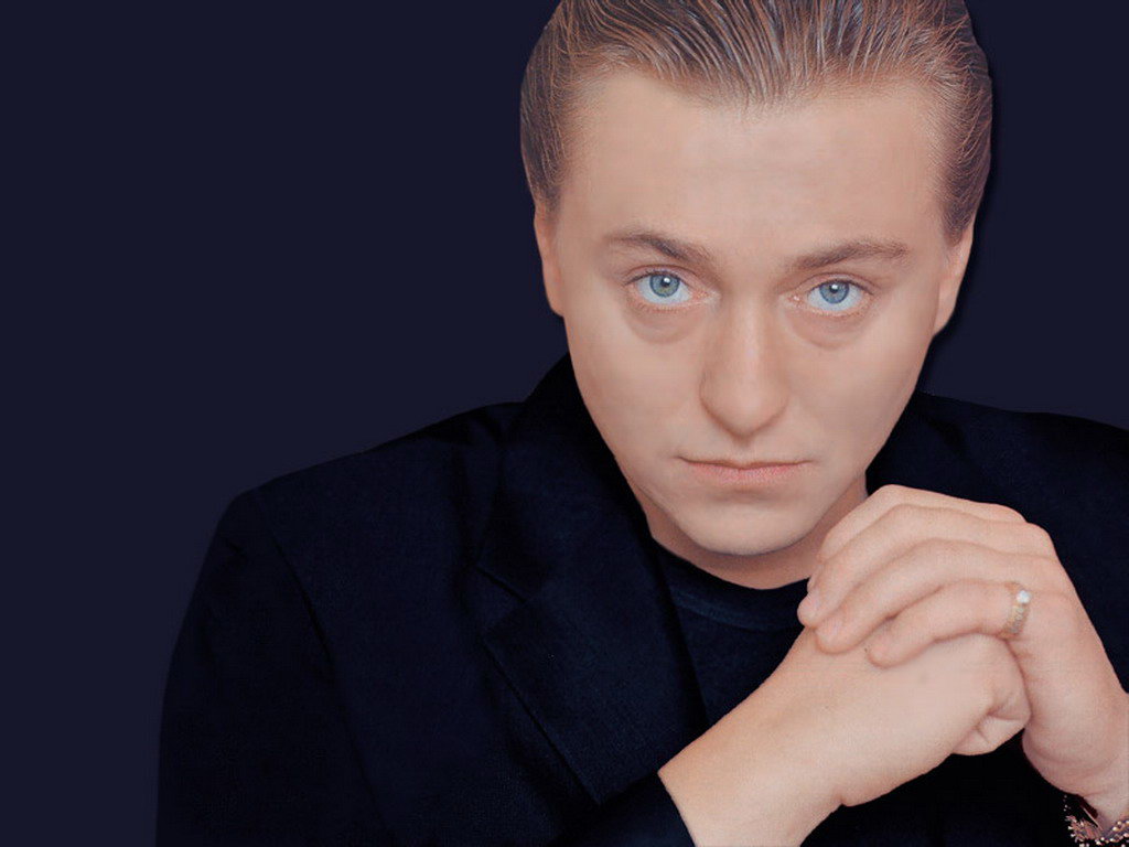 Сергей Безруков - Обои - Фото - Актеры советского и российского кино - биография и обои с русским актером Сергеем Безруковым